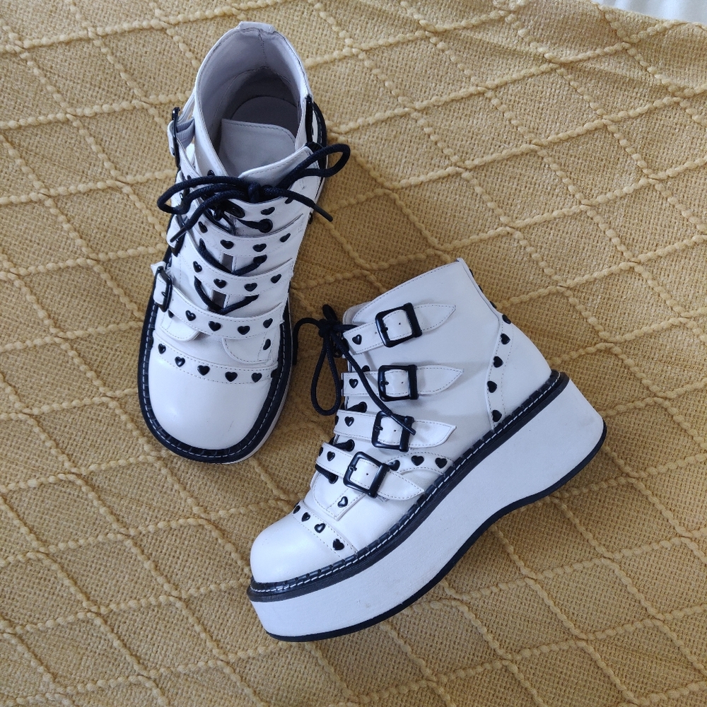 DEMONIA EMILY 315 HEART ANKLE BOOTS